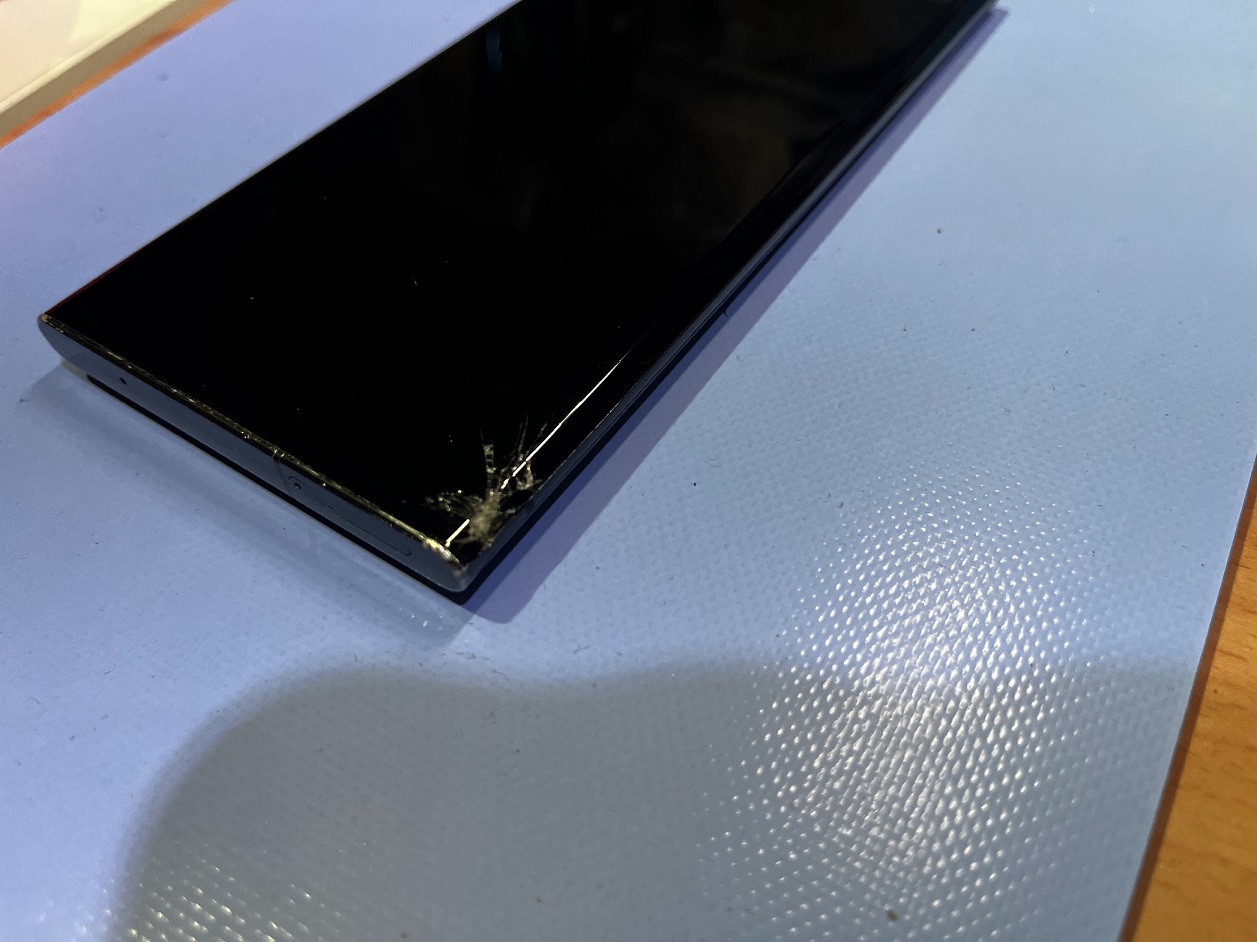 GalaxyNote20Ultra(ギャラクシーノート20ウルトラ)画面、背面パネル修理【スマホ修理工房札幌店】